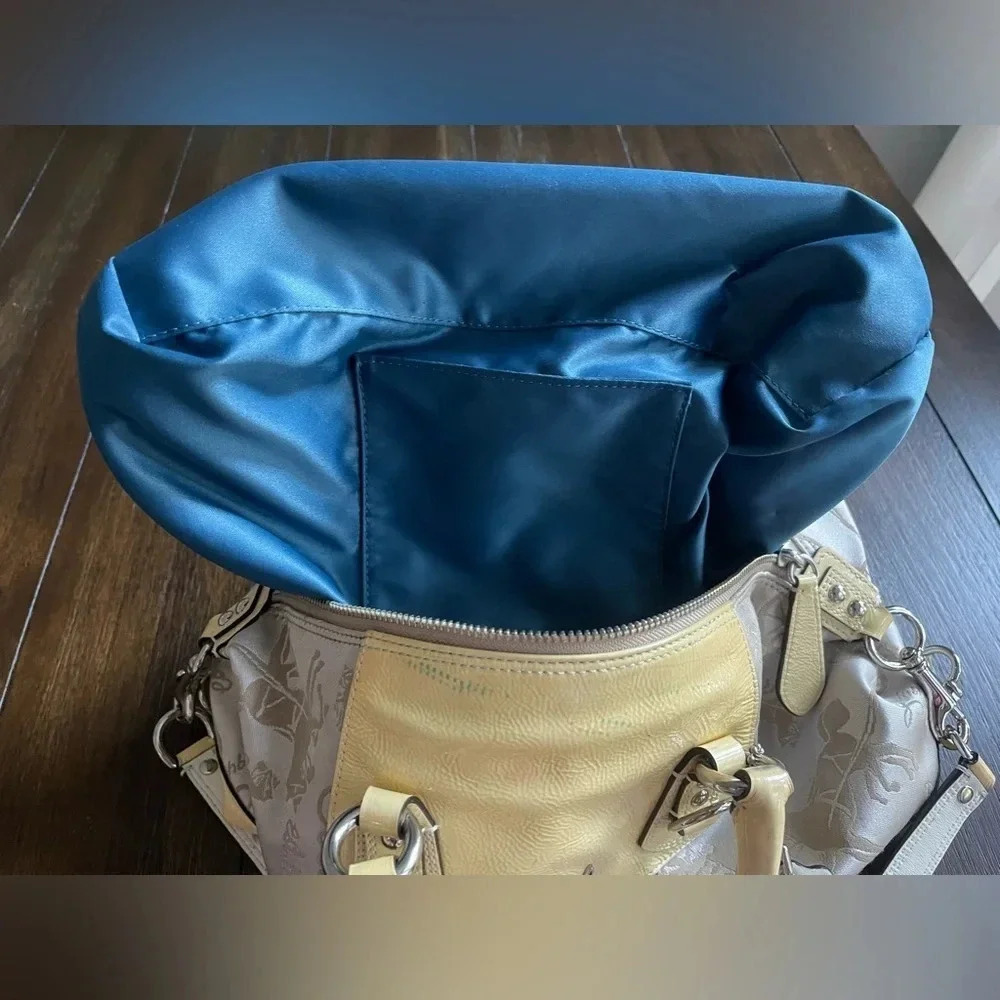 Coach Ashley horse & carriage satchel - Picture 4 of 15